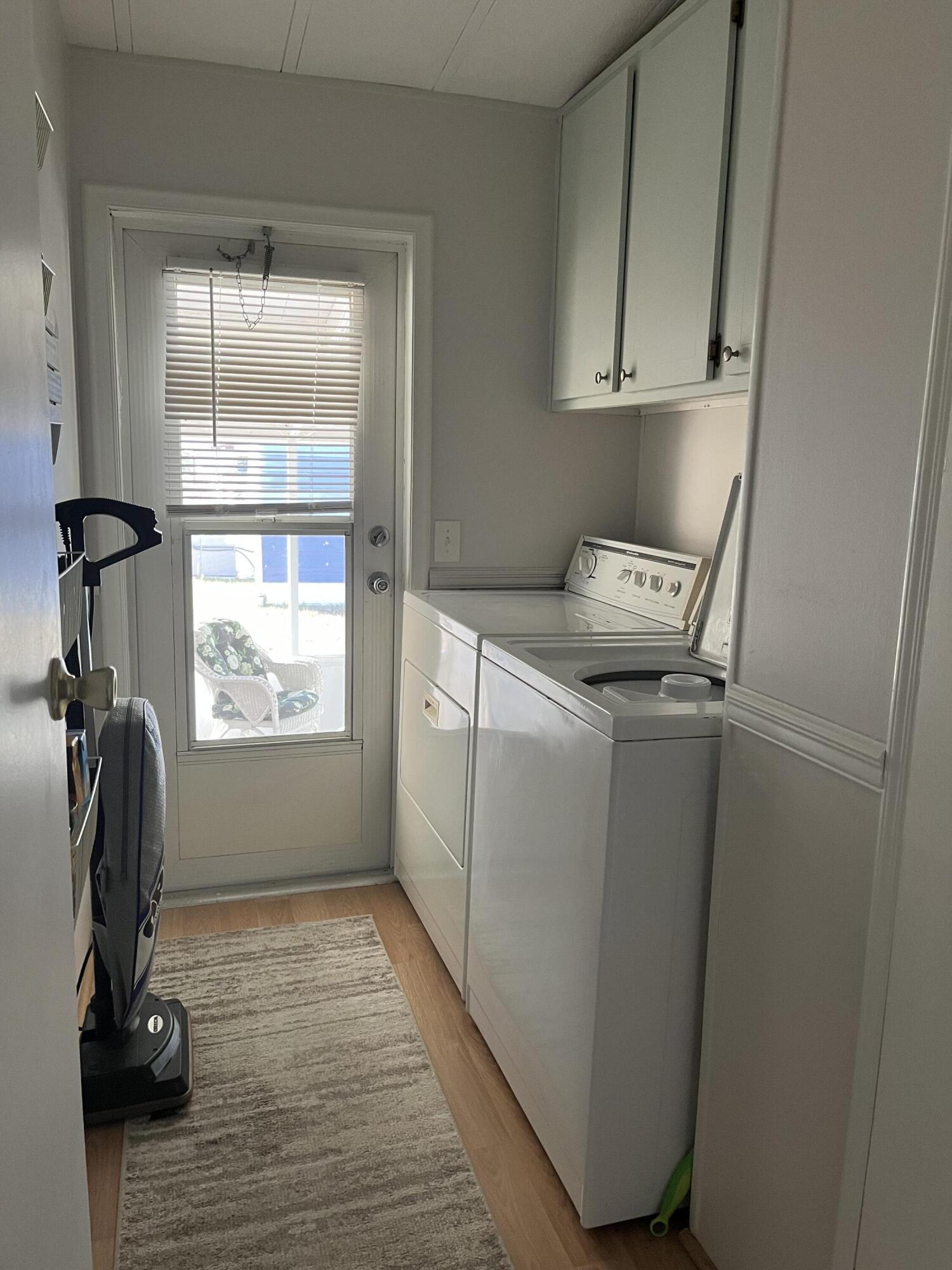 Golden Ponds - Residential