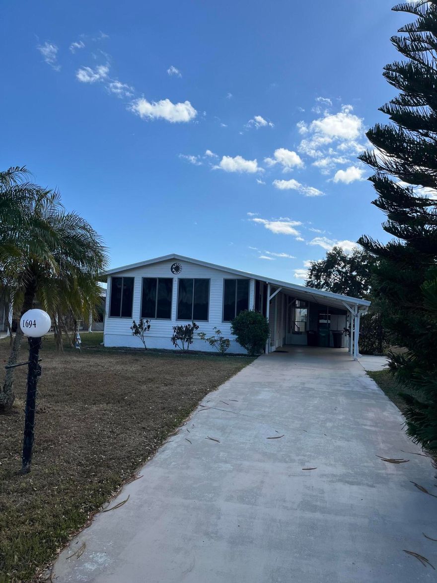 55 plus retirement community offers a list of amenities including swimming pool, barbecue area, picnic tables, bocce ball, shuffleboard, tennis. Our indoor social indoor activities cards, chess, dances and other social events.
This home has a comfortable layout with extra rooms for Your comfort, well maintained 2022 new roof In 2020 new AC And countless upgrades. comes fully furnished.