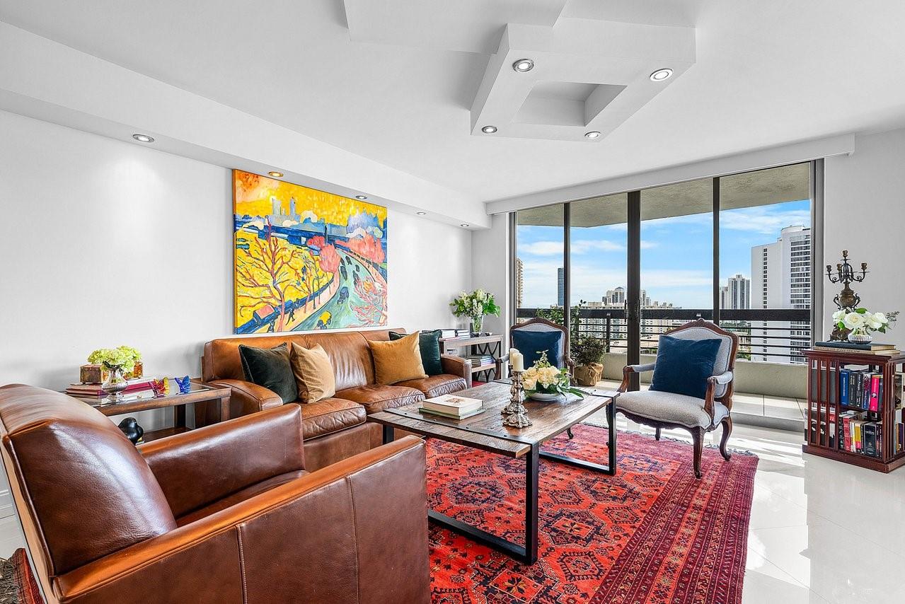 Mystic Pointe Tower 400 C - Residential Lease