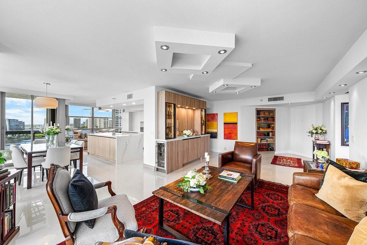 Mystic Pointe Tower 400 C - Residential Lease