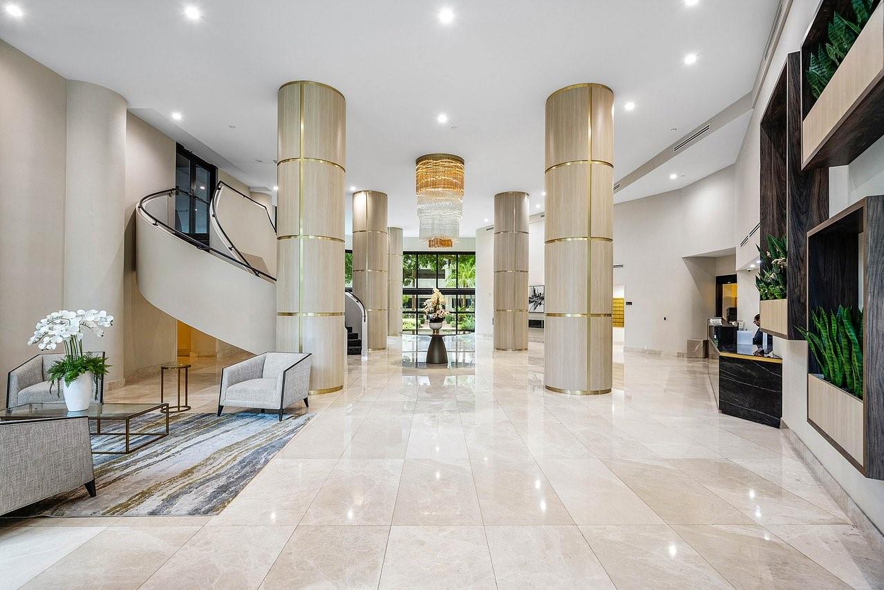 Mystic Pointe Tower 400 C - Residential Lease