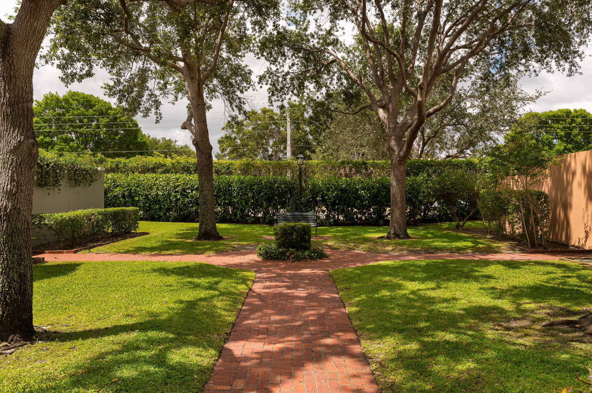 CHARLESTON PLACE - Residential