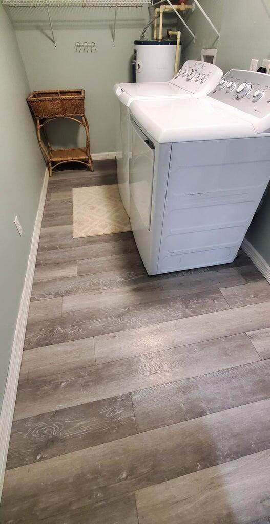 VILLAS AT INDIAN RIVER - Residential