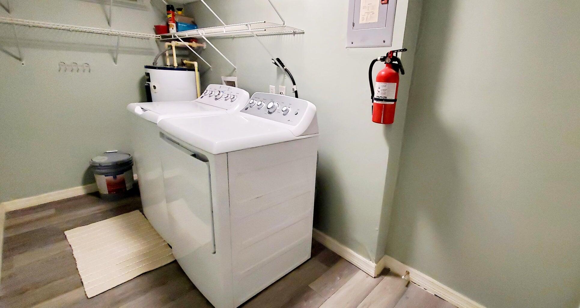 VILLAS AT INDIAN RIVER - Residential