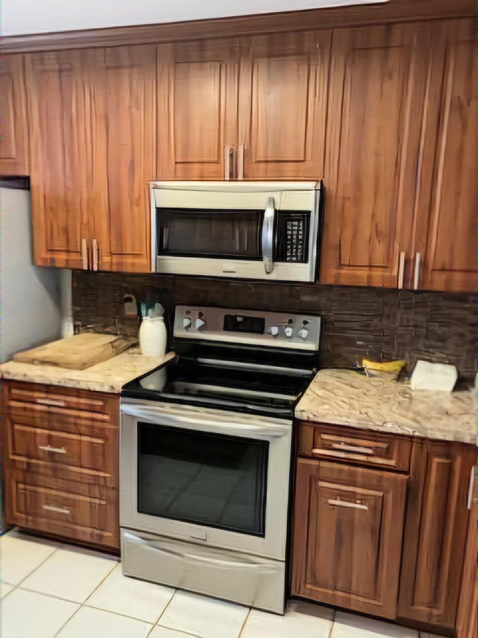 5151 N Highway A1a 411
