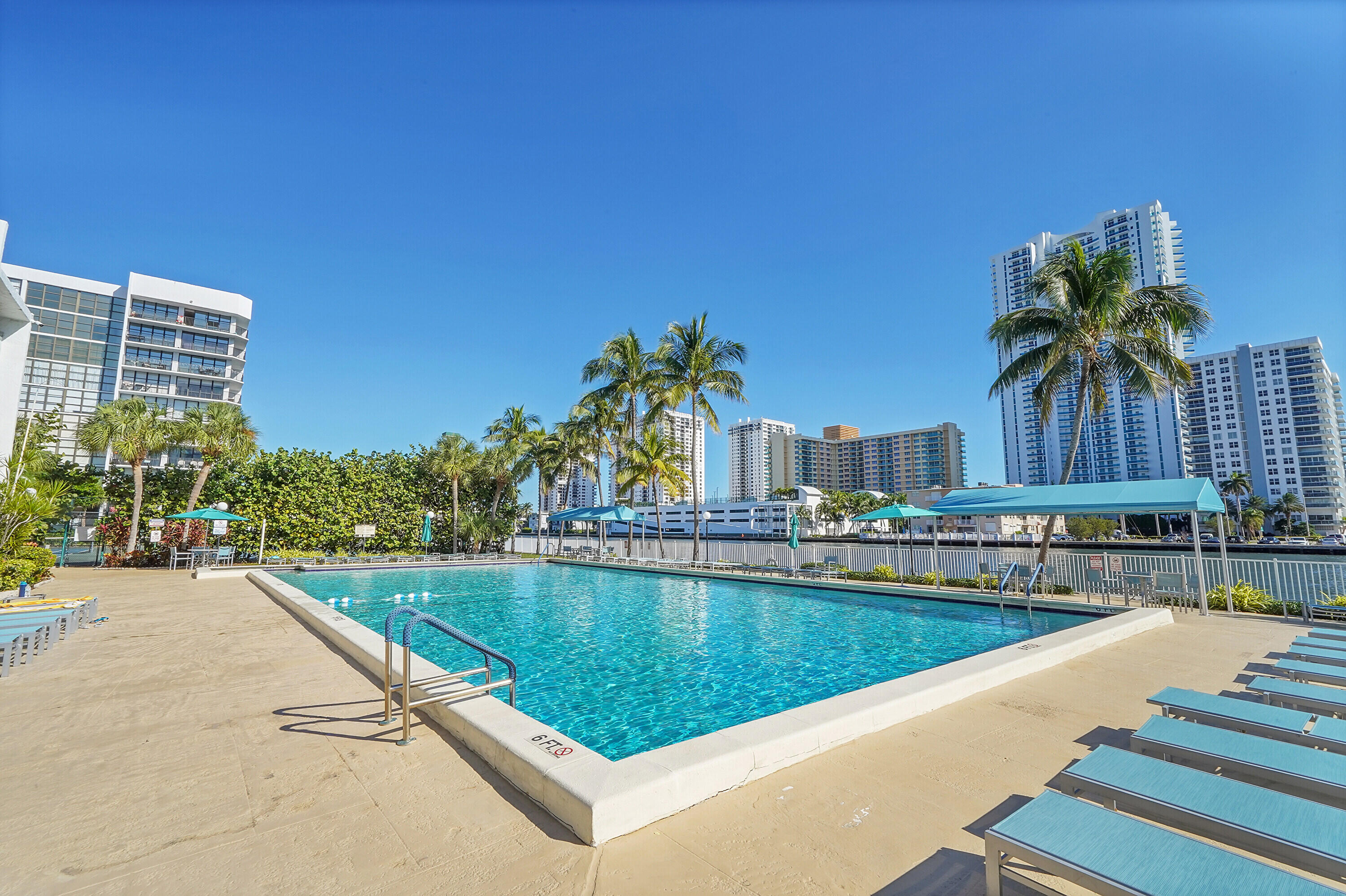 OCEANVIEW PARK CONDO - Residential