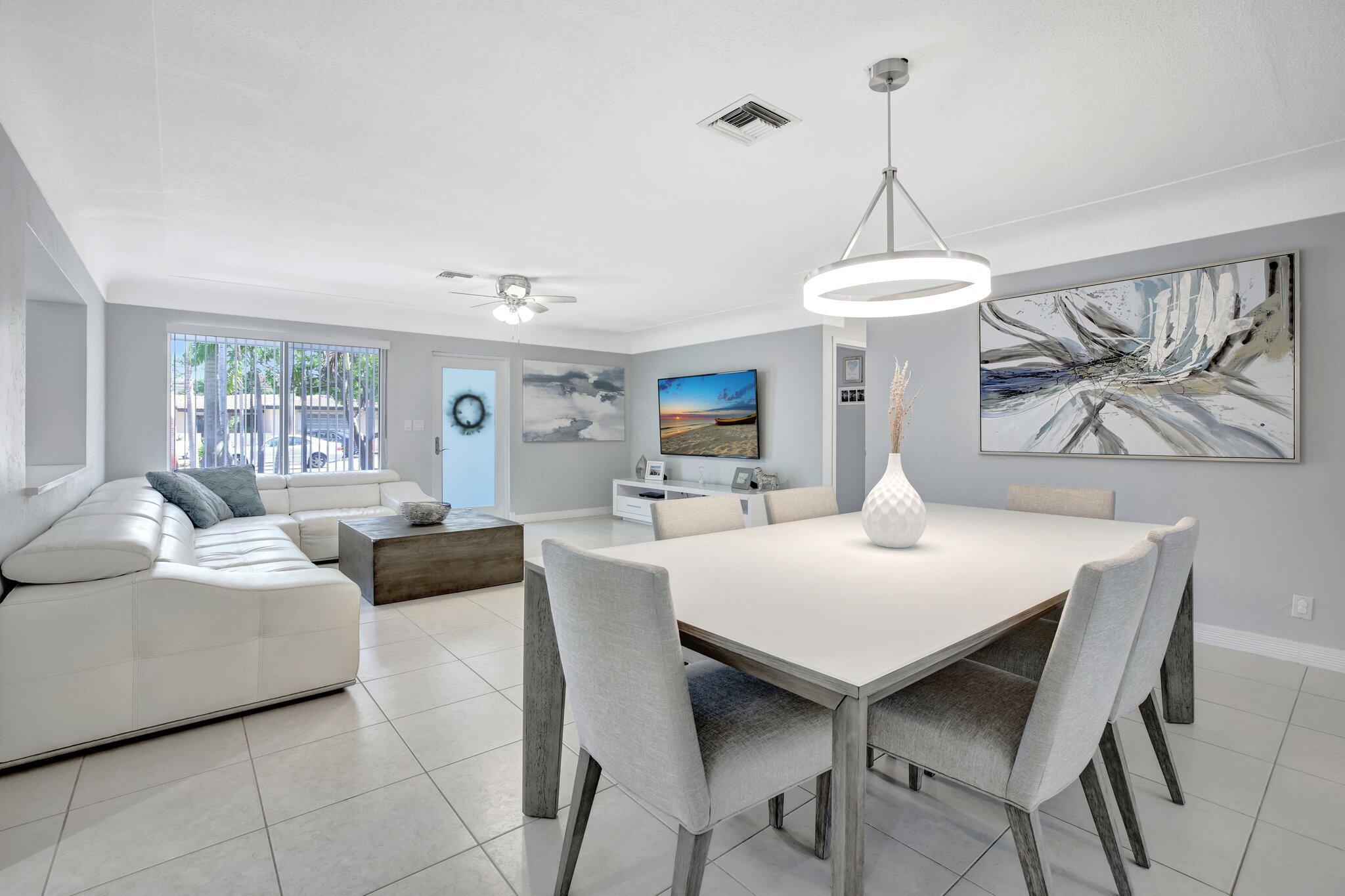 LIGHTHOUSE POINT EXT 2ND SEC - Residential