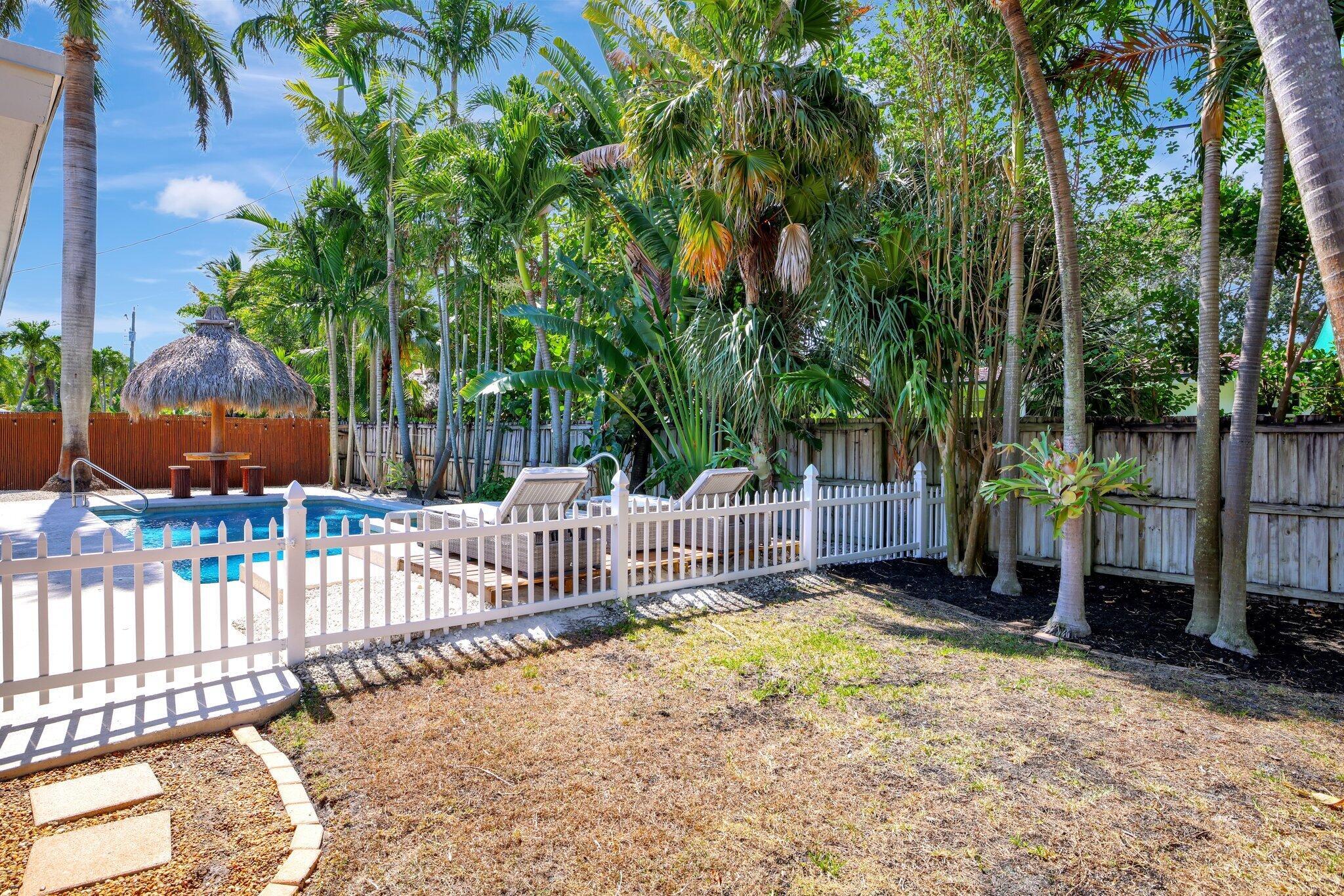 LIGHTHOUSE POINT EXT 2ND SEC - Residential