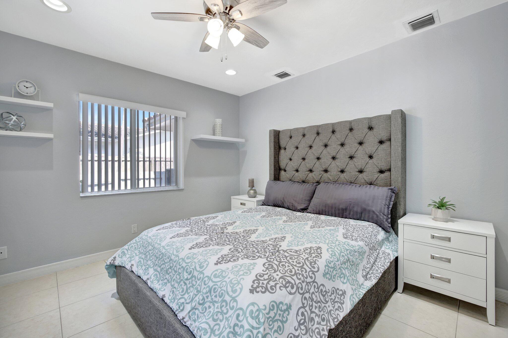 LIGHTHOUSE POINT EXT 2ND SEC - Residential