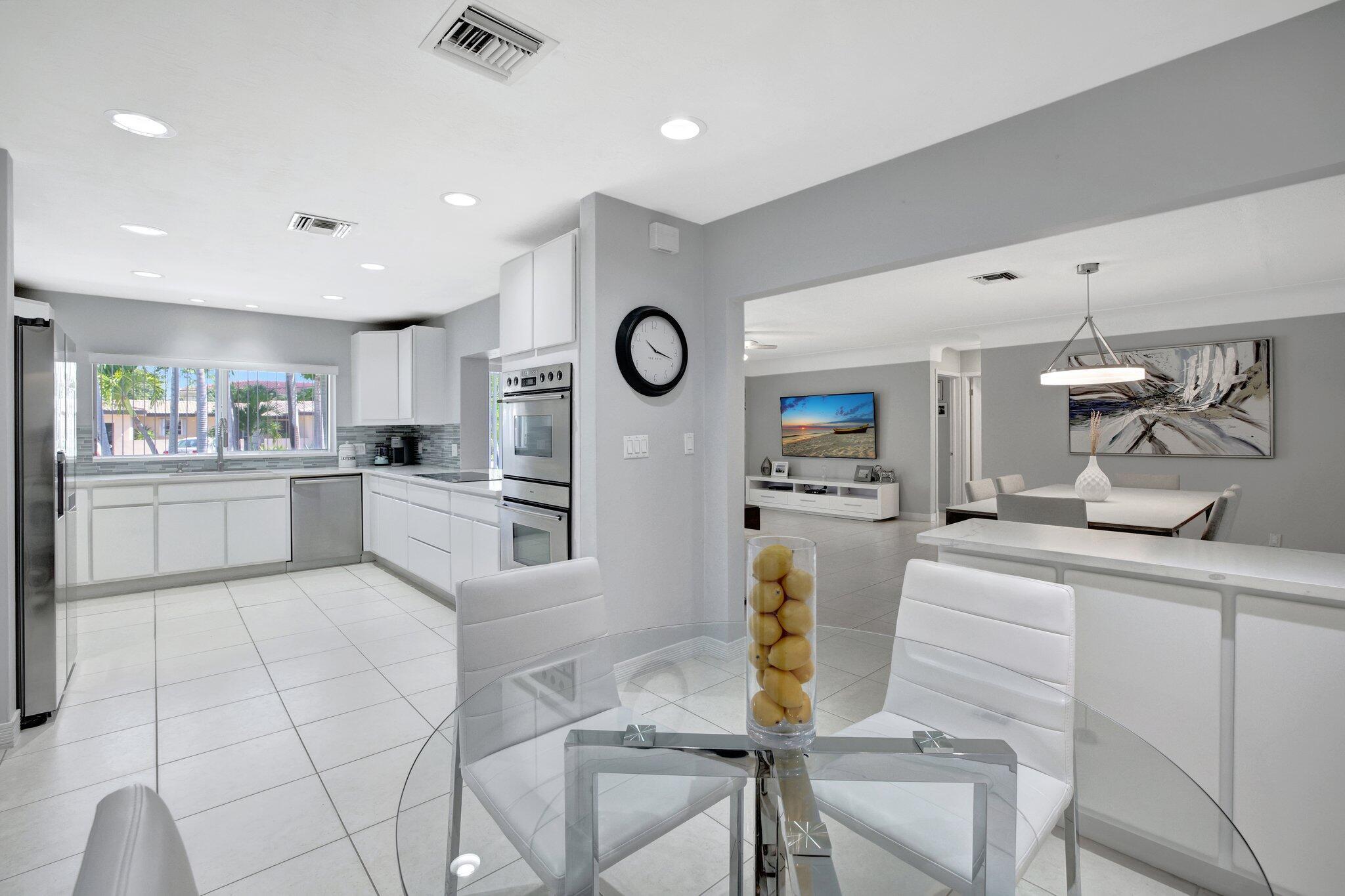 LIGHTHOUSE POINT EXT 2ND SEC - Residential