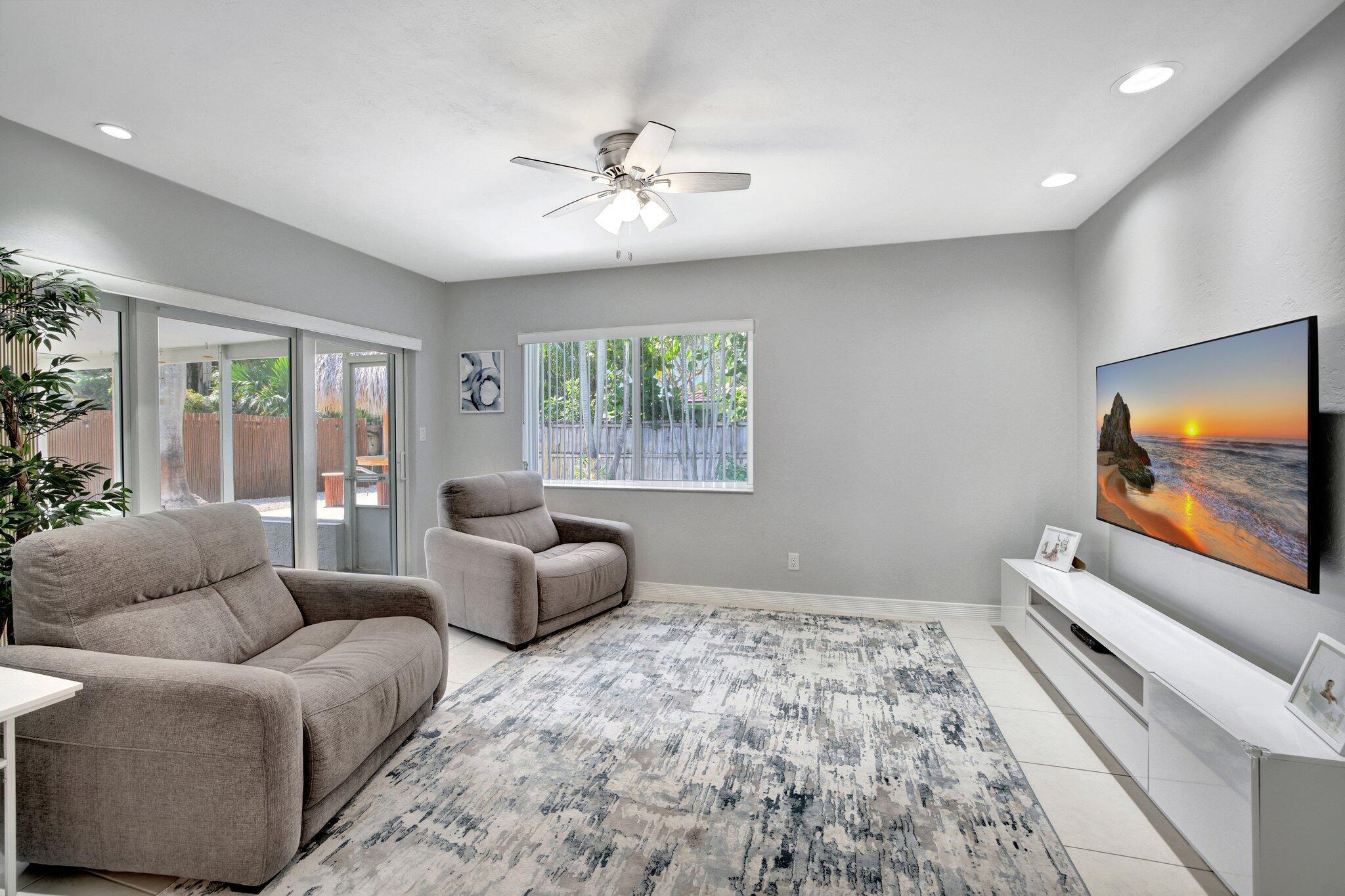 LIGHTHOUSE POINT EXT 2ND SEC - Residential