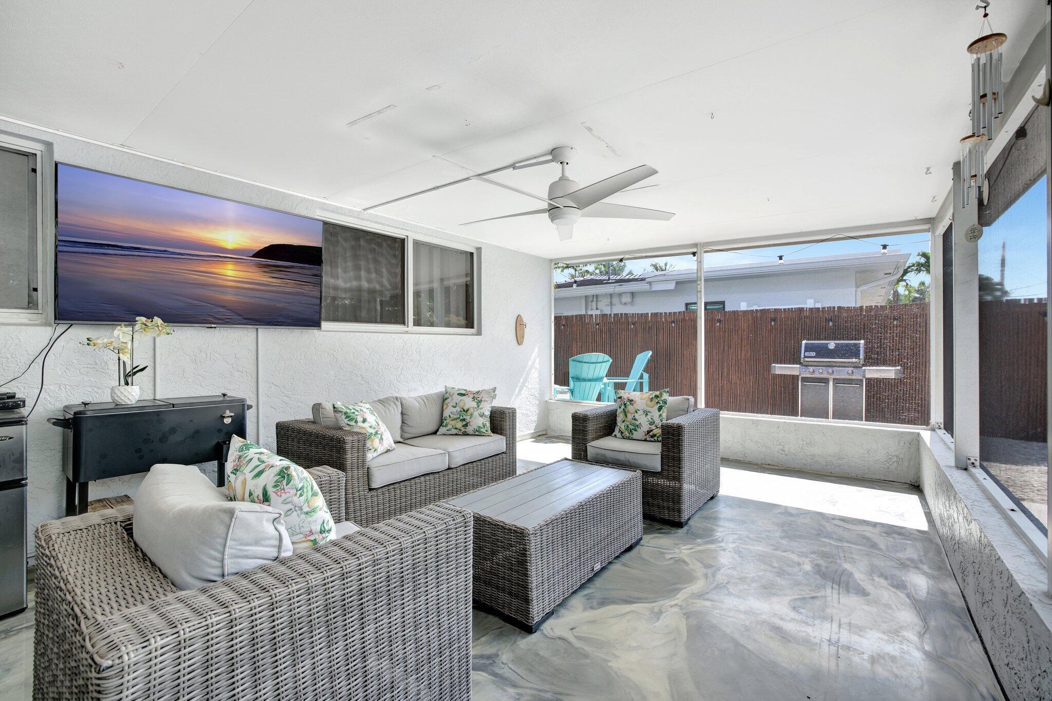 LIGHTHOUSE POINT EXT 2ND SEC - Residential