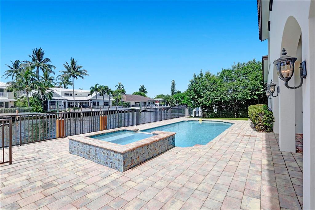 Coral Ridge Country Club - Residential