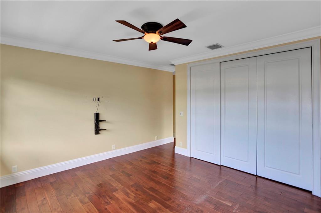 Coral Ridge Country Club - Residential