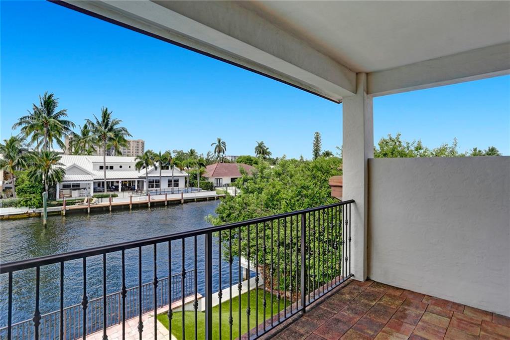 Coral Ridge Country Club - Residential