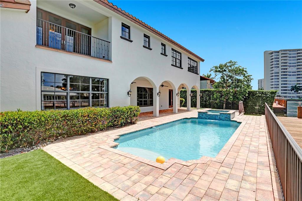Coral Ridge Country Club - Residential