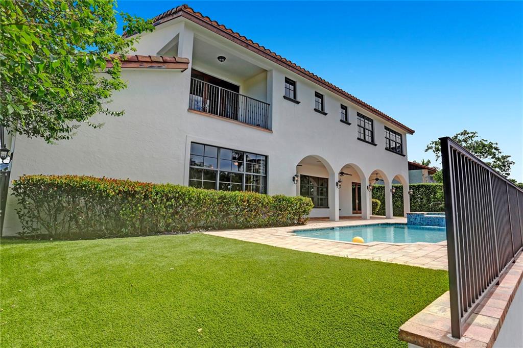 Coral Ridge Country Club - Residential