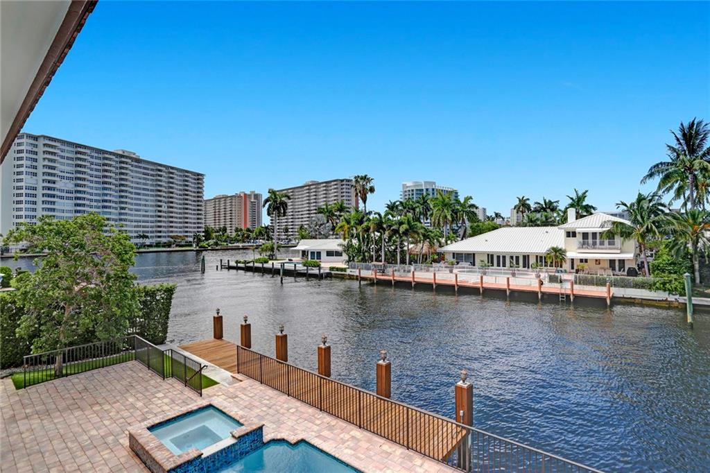 Coral Ridge Country Club - Residential