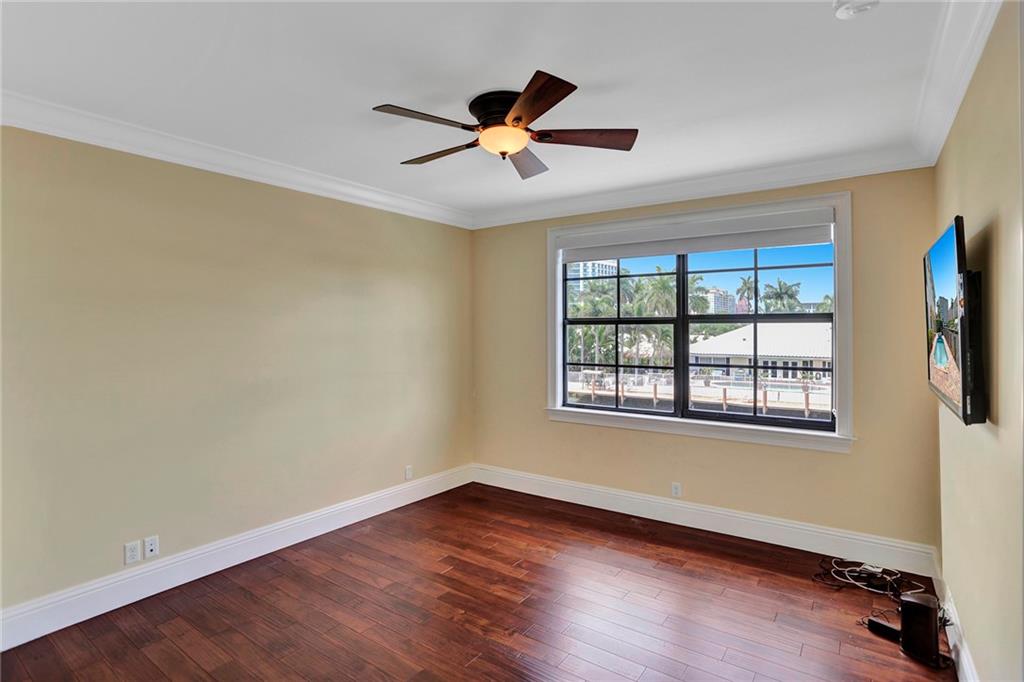 Coral Ridge Country Club - Residential