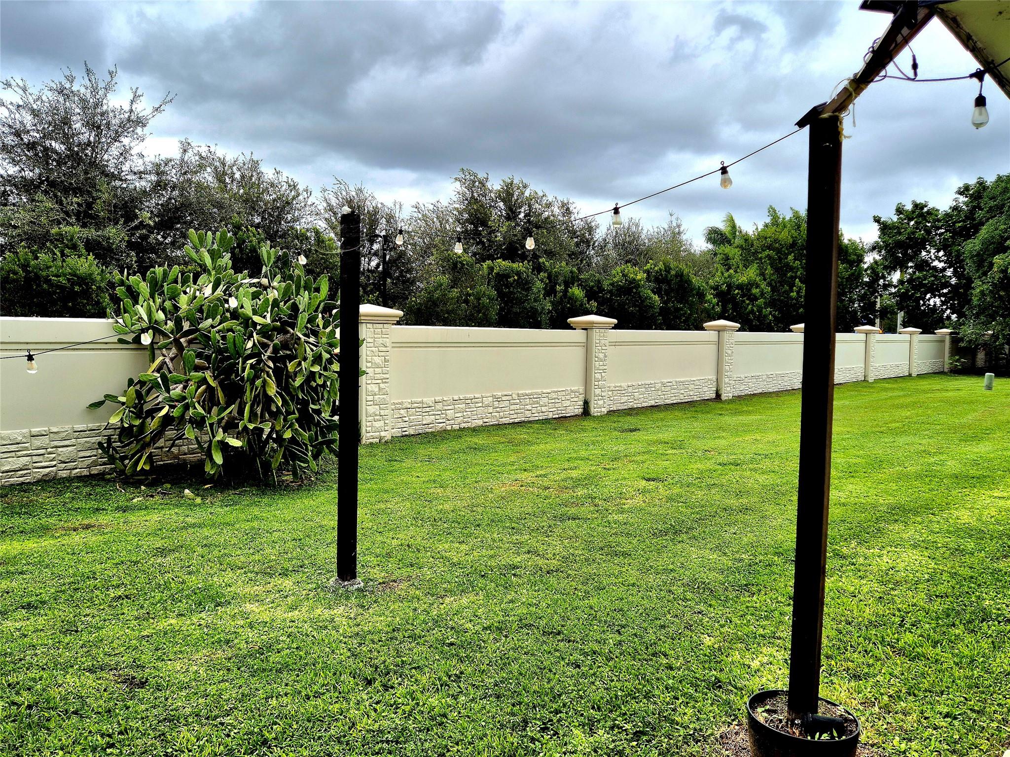 Mainlands Of Tamarac Lake - Residential