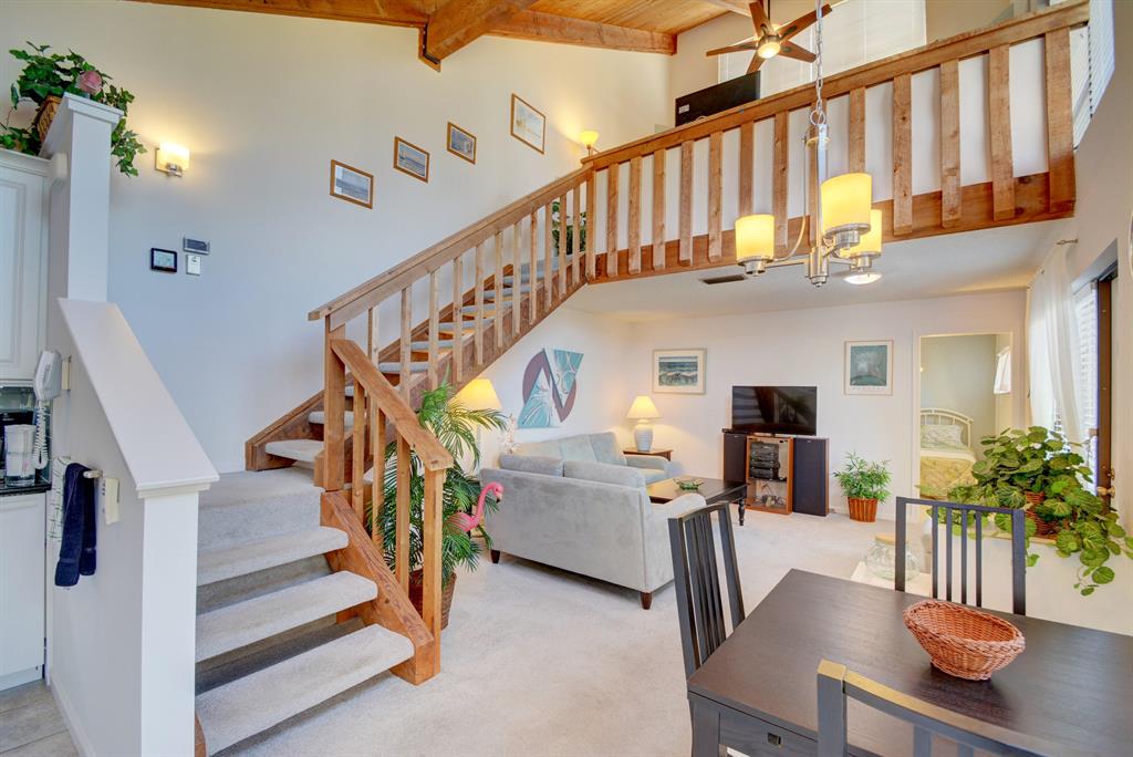 SEA LOFTERS CONDO - Residential