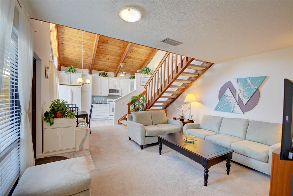 SEA LOFTERS CONDO - Residential