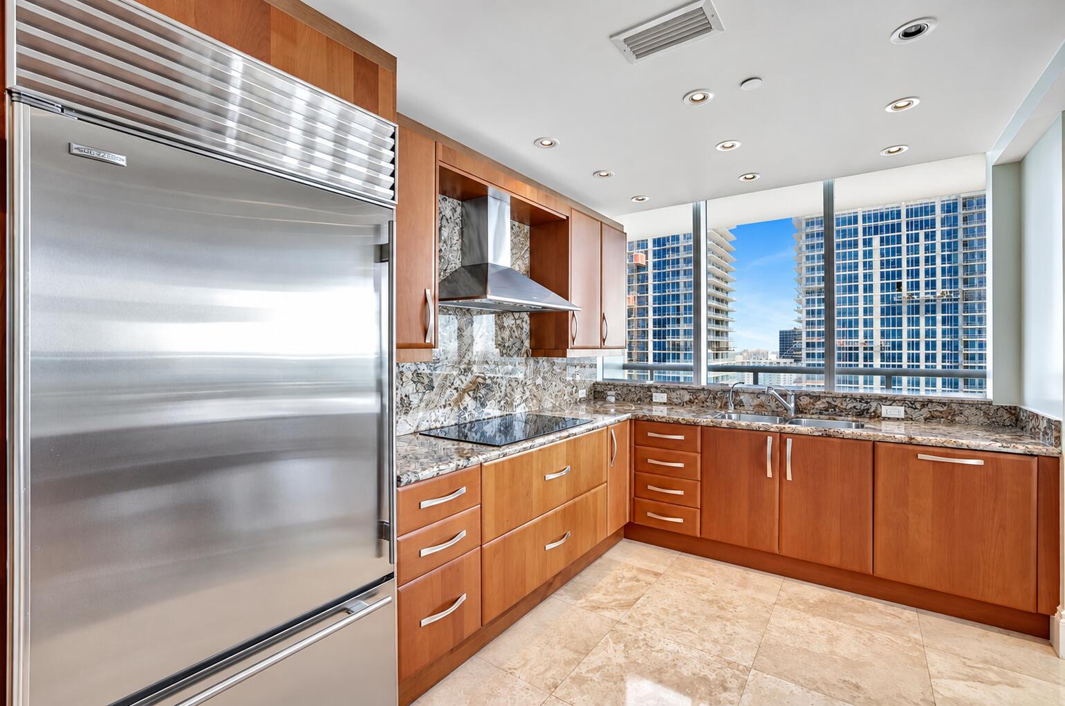 1 N Fort Lauderdale Beach Boulevard 1801 / 1808