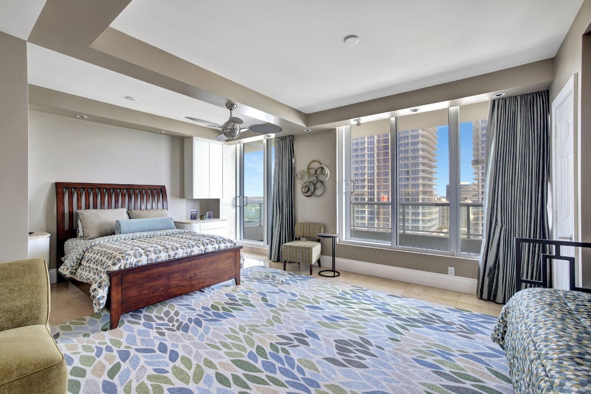 Ritz Carlton - Residential