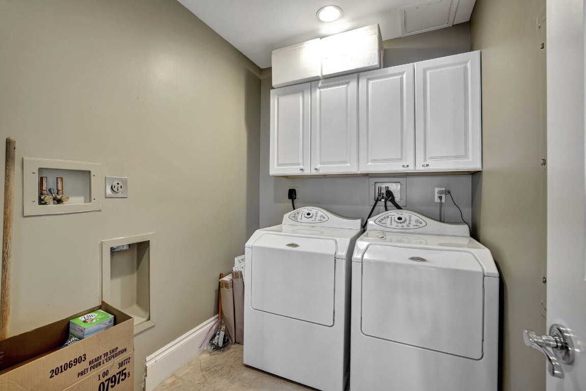 Ritz Carlton - Residential