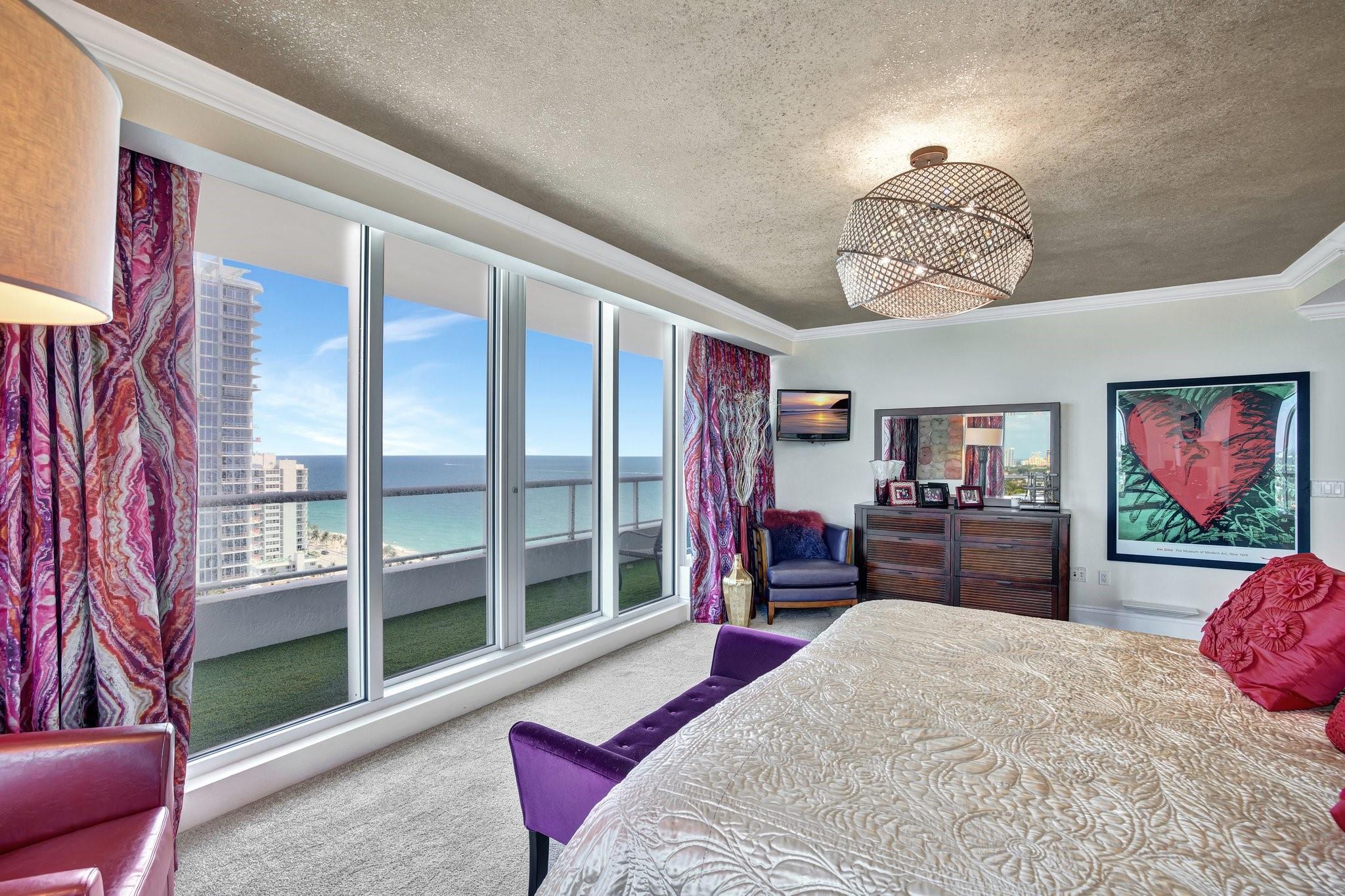 Ritz Carlton - Residential