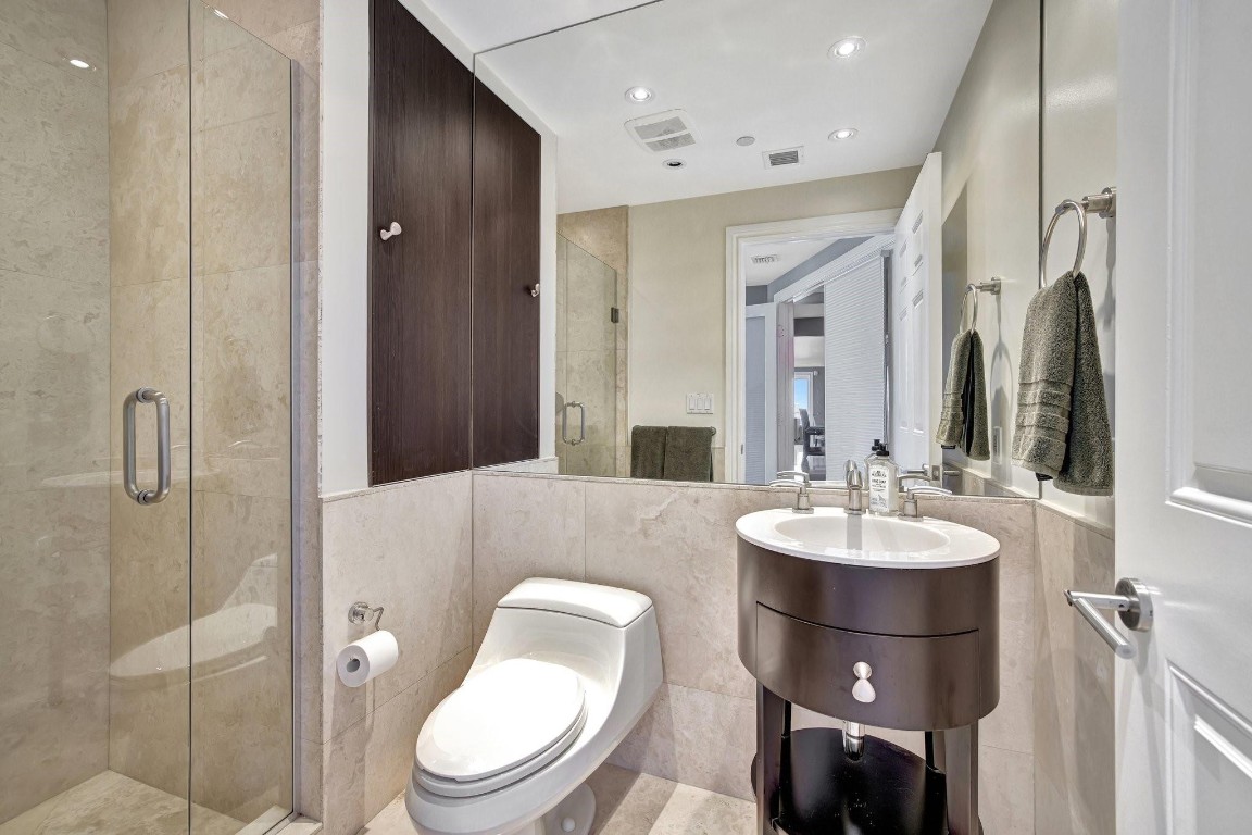 Ritz Carlton - Residential