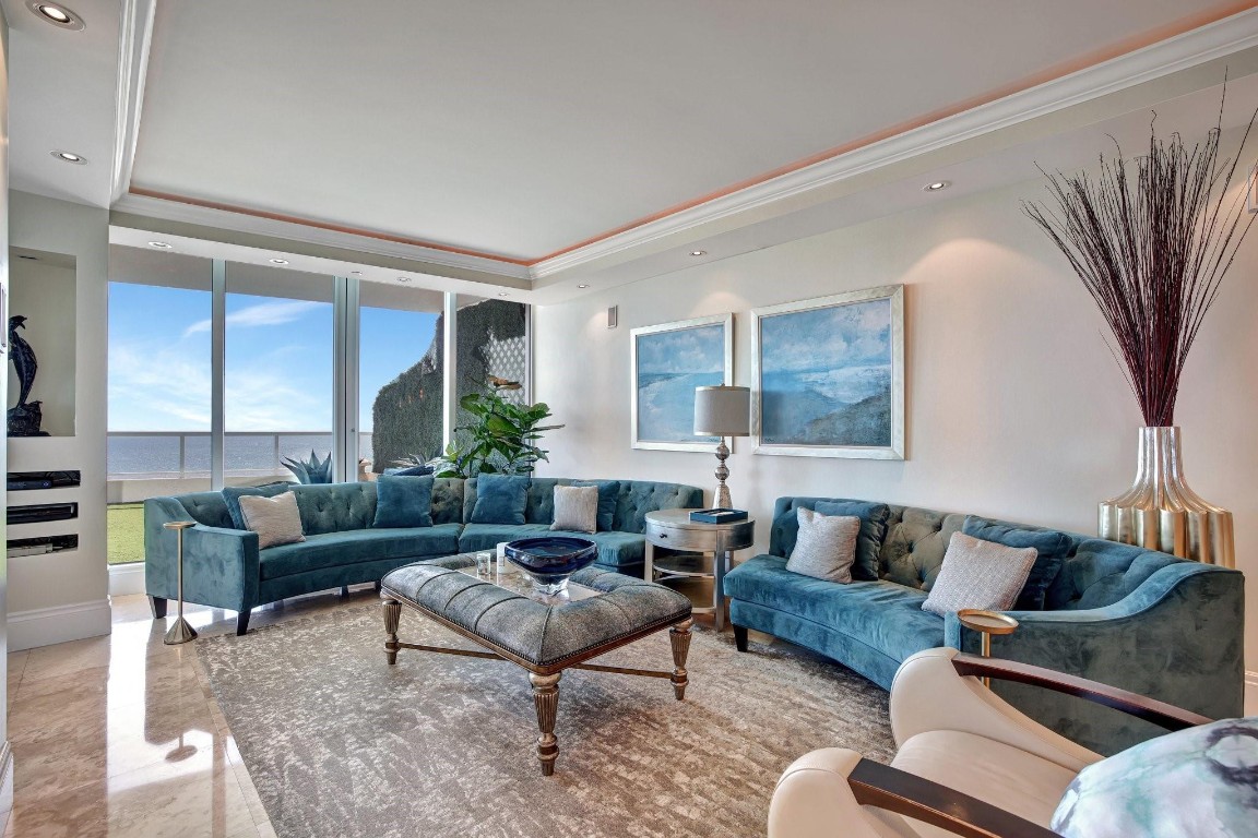 Ritz Carlton - Residential