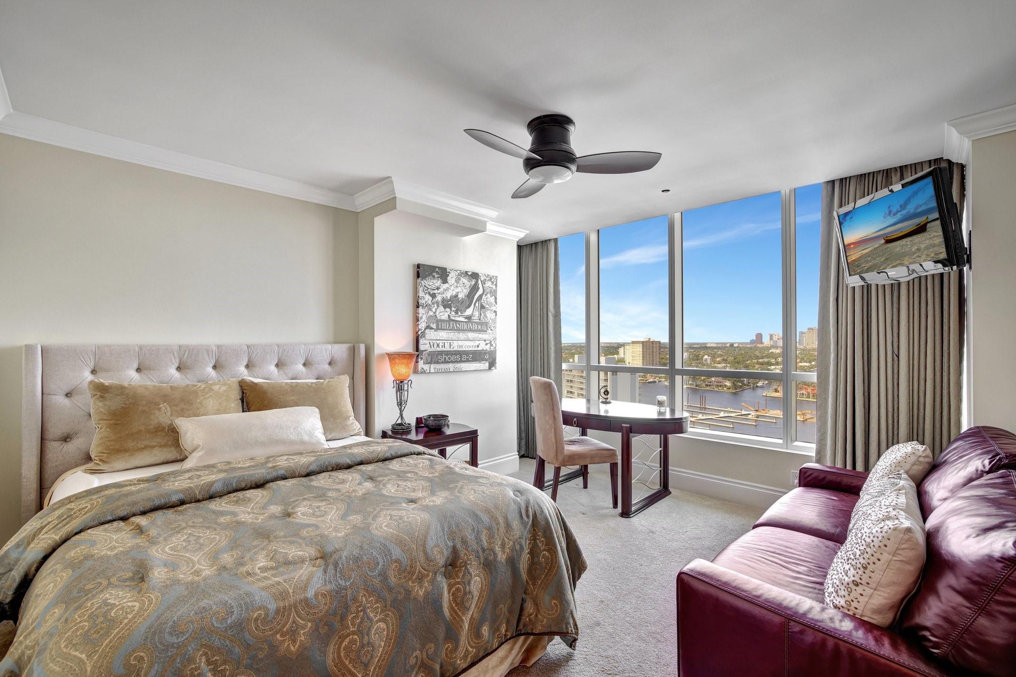 Ritz Carlton - Residential