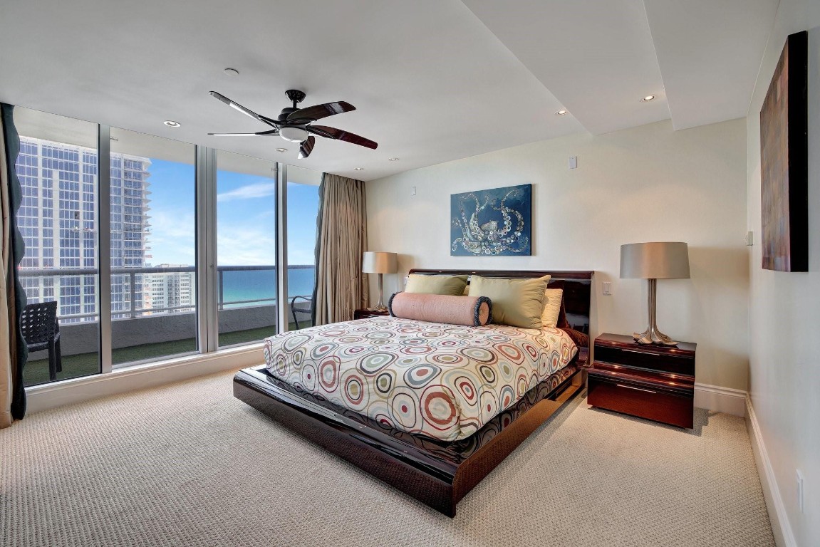 Ritz Carlton - Residential