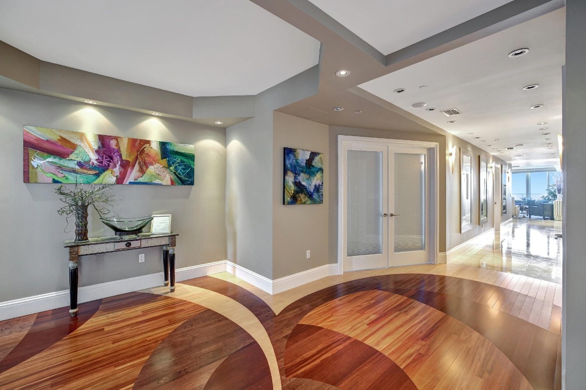 1 N Fort Lauderdale Beach Boulevard 1801 / 1808