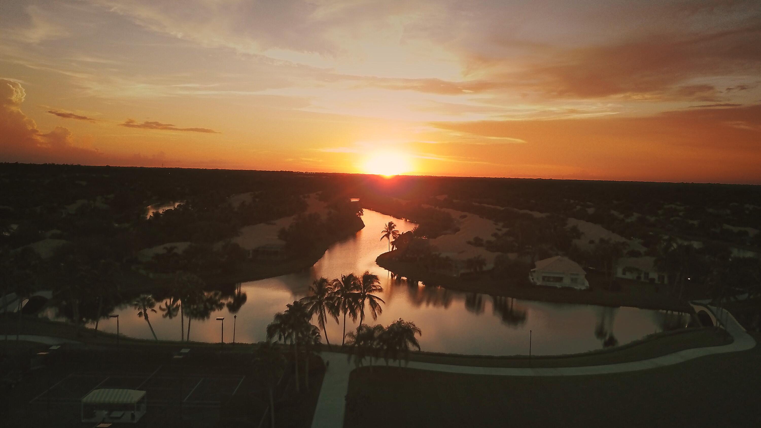 RIVERWALK 2 - Residential