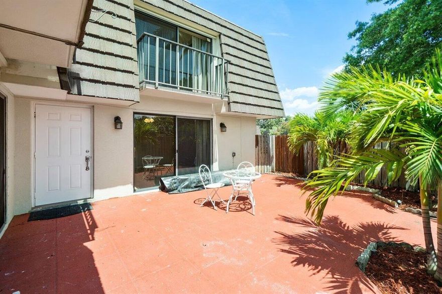 LARGE TWO STORY TOWNHOUSE JUST MINUTES FROM DOWNTOWN WEST PALM BEACH! Two master suites with balconies, large bedrooms, a guest bath and a large private patio are some of this models special features. This unit is clean and  move in ready!