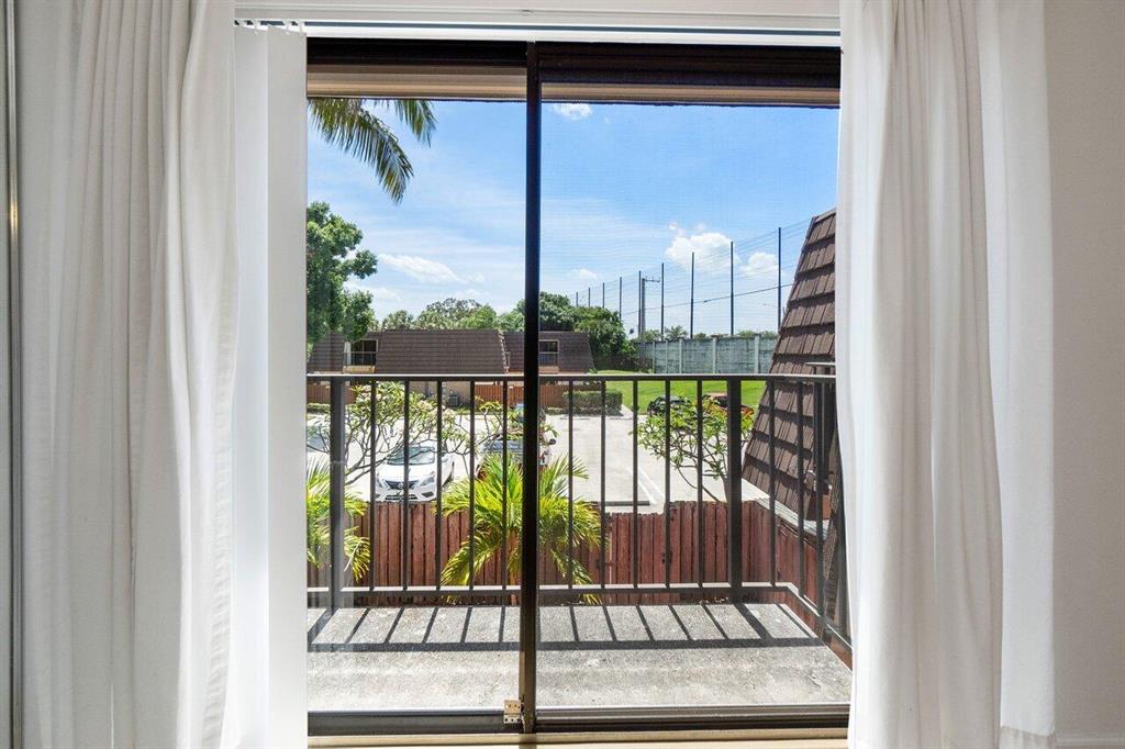 HERITAGE VILLAGE OF P B LAKES - Residential