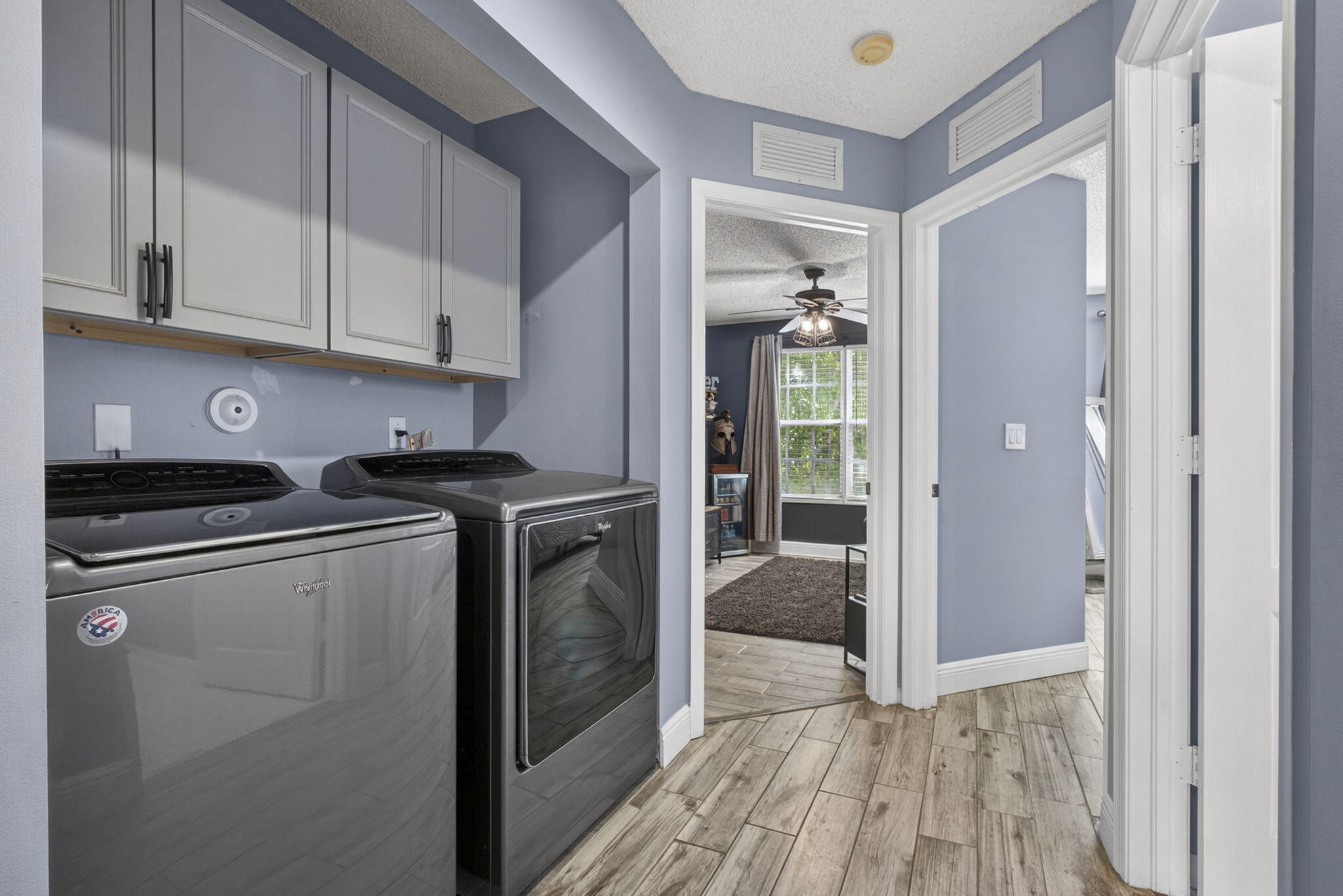 THOROUGHBRED LAKE ESTATES 2 - Residential