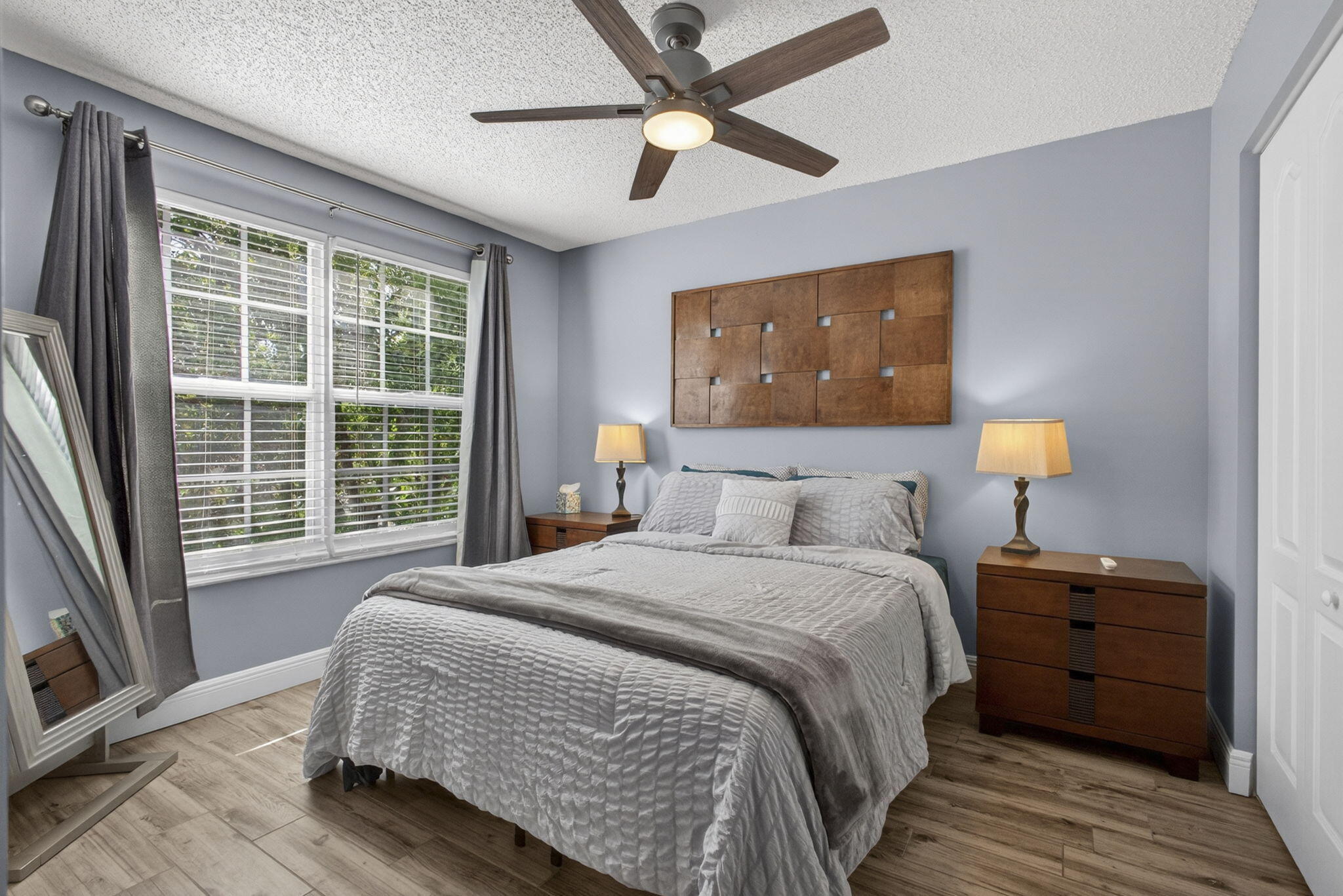 THOROUGHBRED LAKE ESTATES 2 - Residential