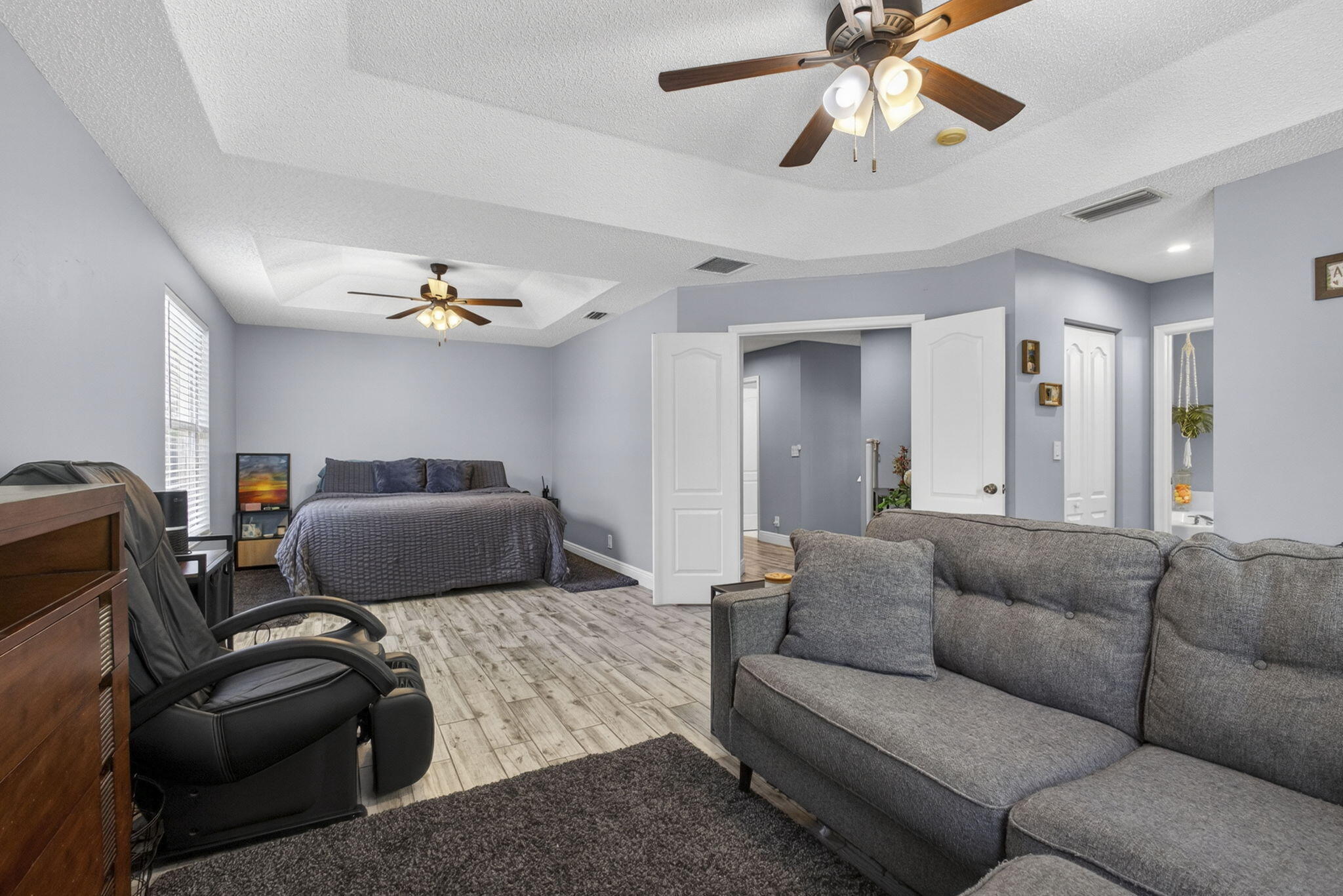 THOROUGHBRED LAKE ESTATES 2 - Residential