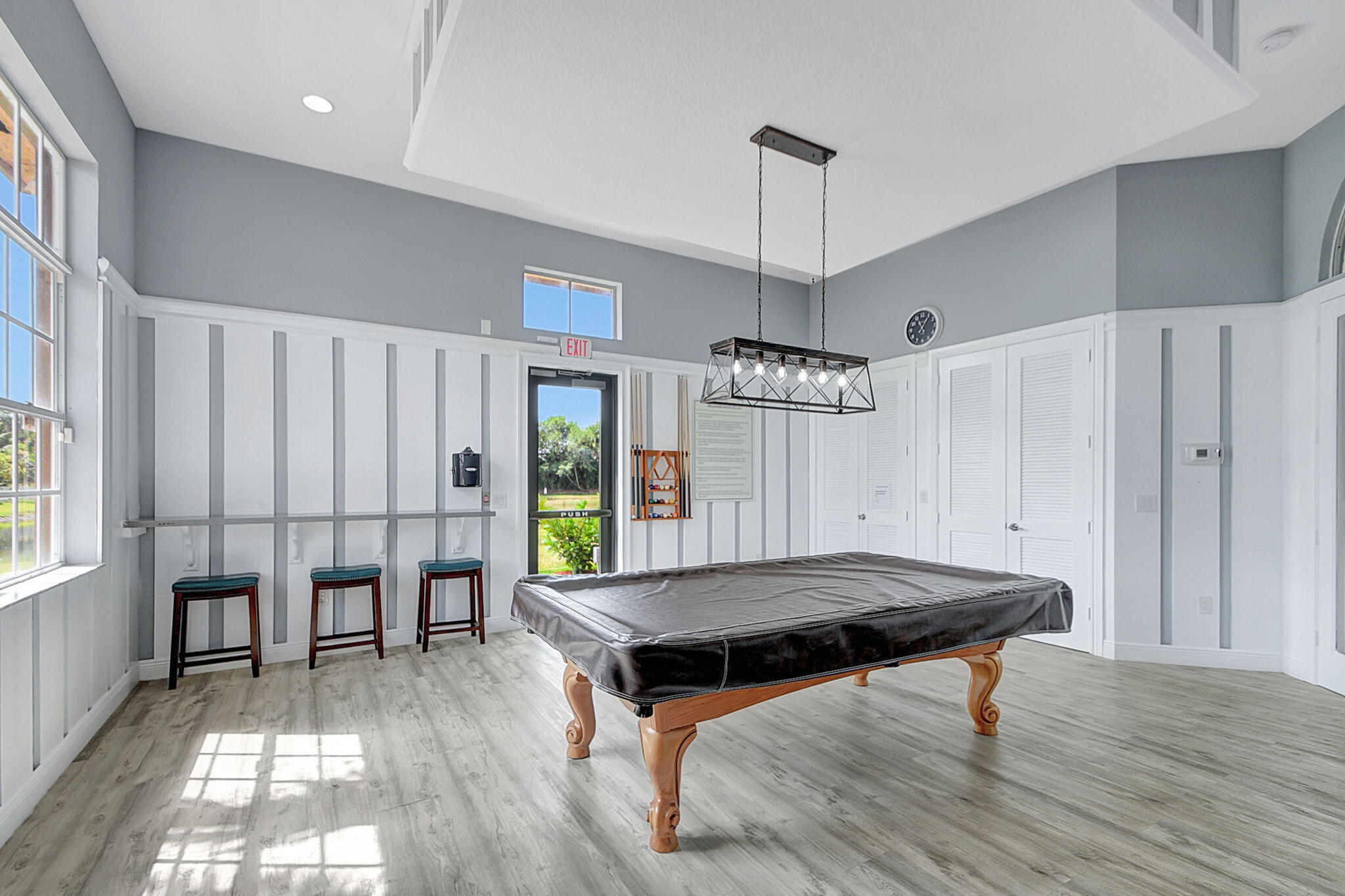 THOROUGHBRED LAKE ESTATES 2 - Residential