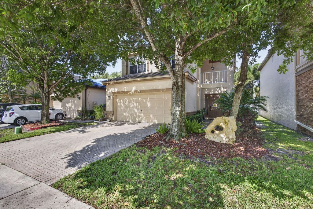 Photo of 5953 Asturian Trail, Lake Worth, FL 33449 (MLS # B26027698)