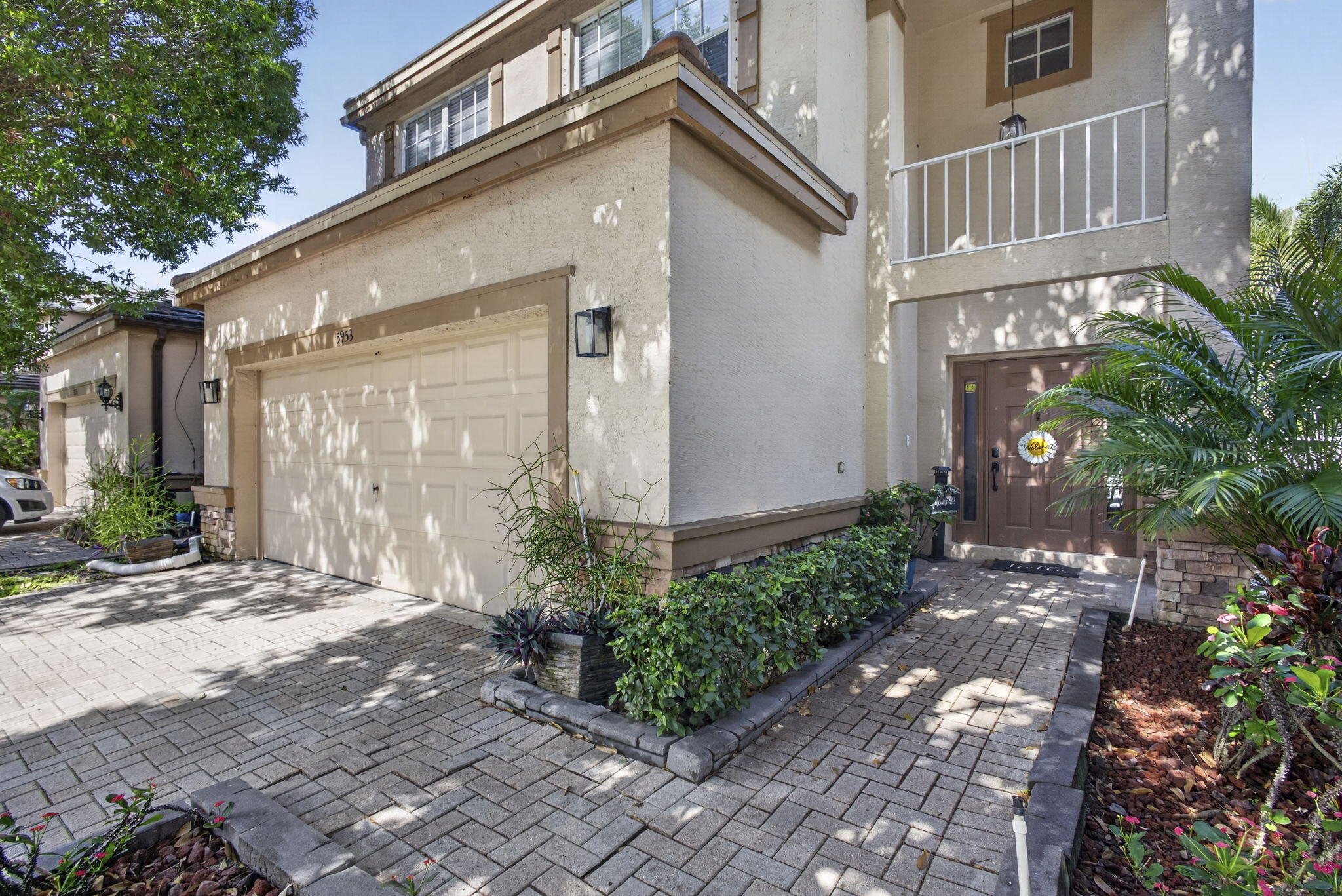 THOROUGHBRED LAKE ESTATES 2 - Residential