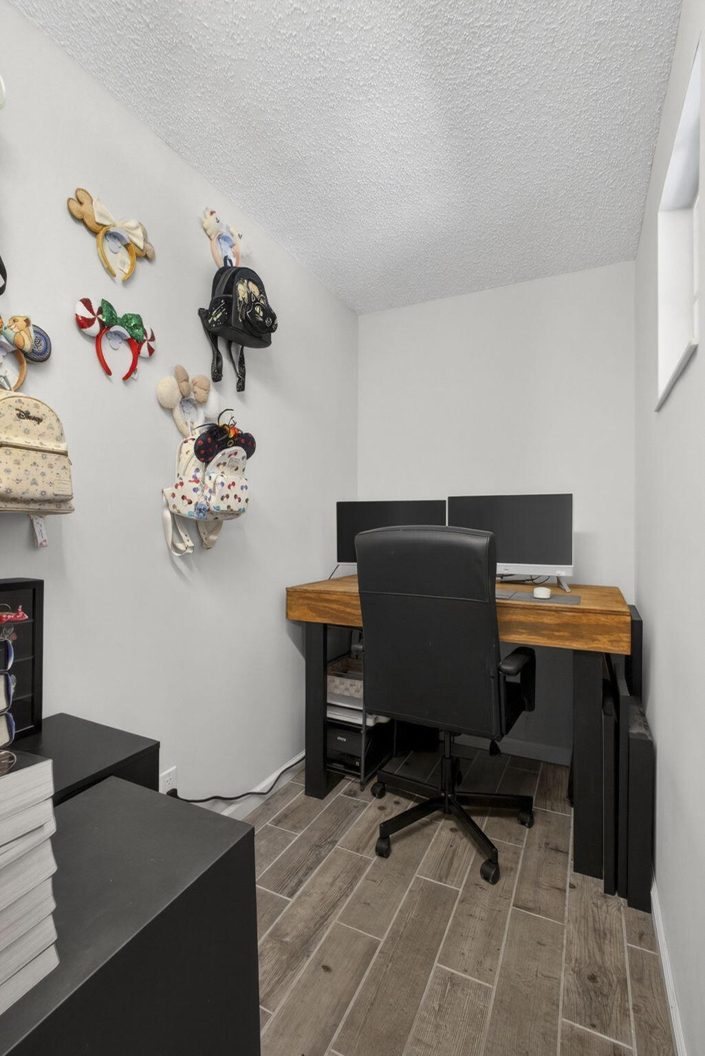 THOROUGHBRED LAKE ESTATES 2 - Residential