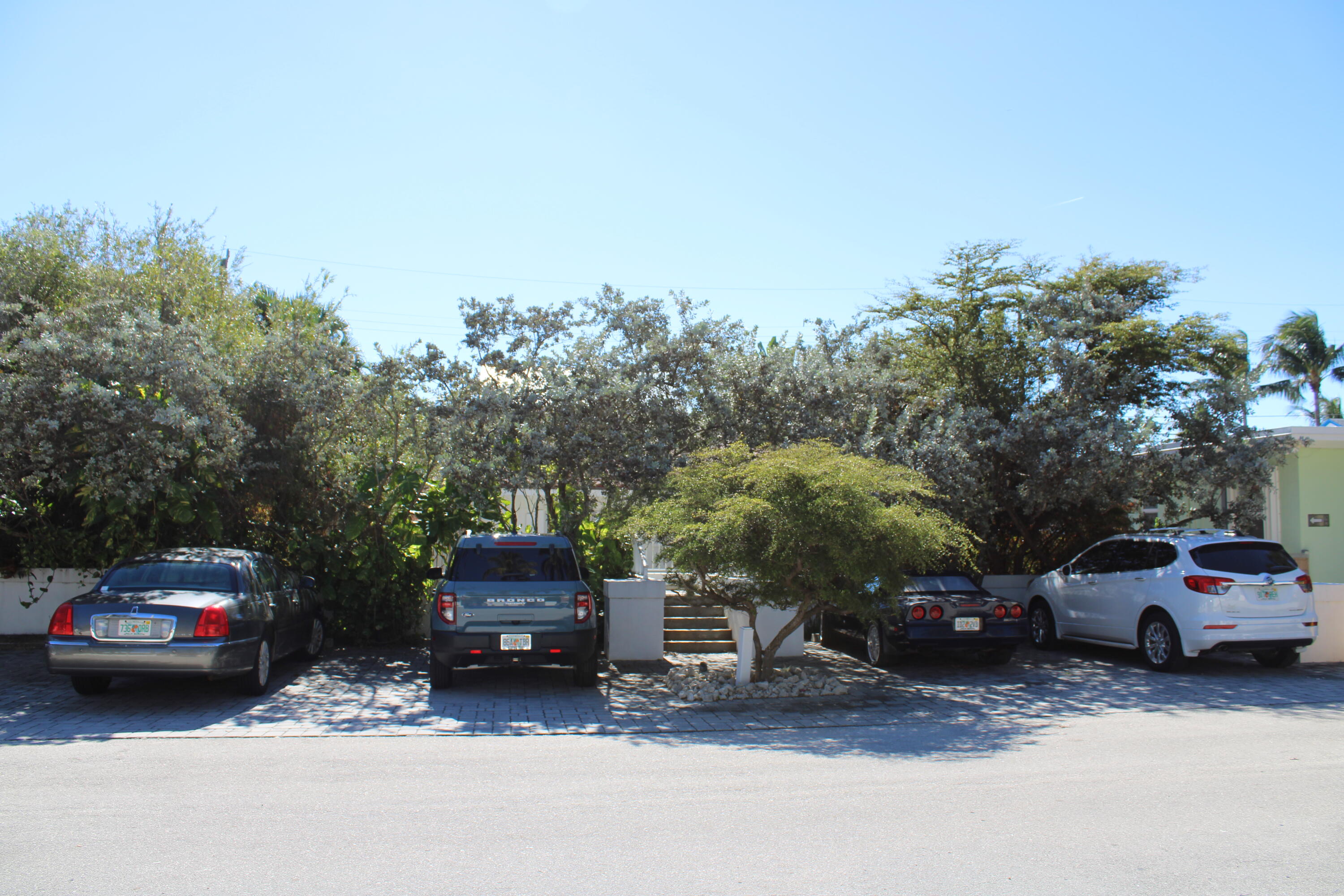 PALM BEACH SHORE ACRES - Land