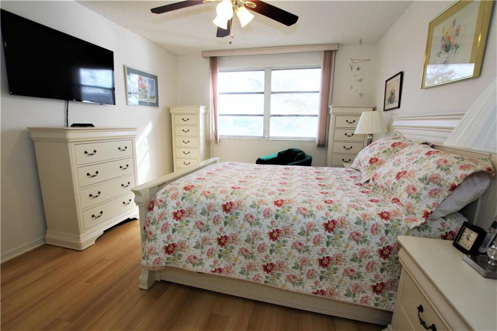 KINGS POINT TAMARAC - Residential