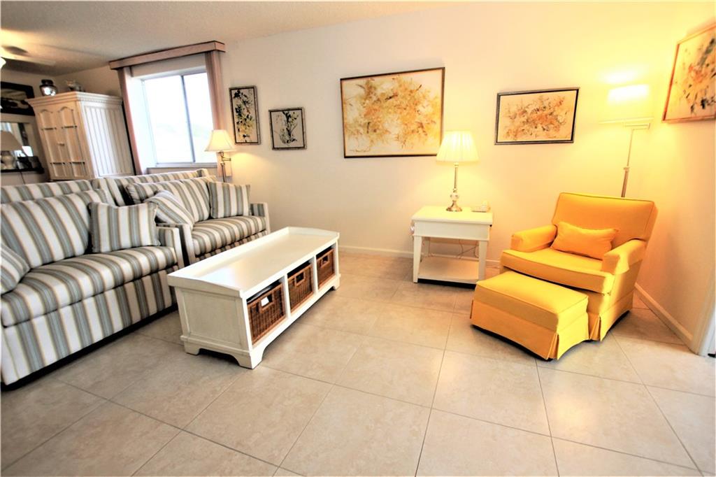 KINGS POINT TAMARAC - Residential