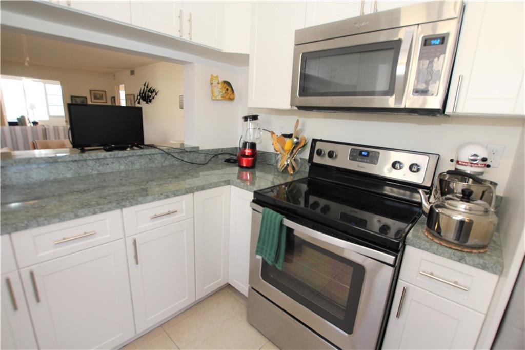 KINGS POINT TAMARAC - Residential