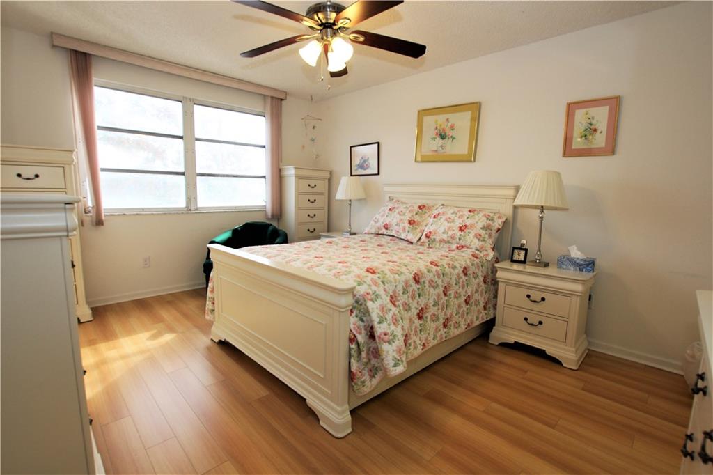 KINGS POINT TAMARAC - Residential